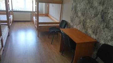 Фото номера Кровать в общем номере с 4 кроватями Хостелы Hostel "Ingulets" г. Volʼnaya Karpovka 9