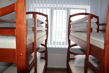 Фото номера Кровать в общем номере с 4 кроватями Хостелы Hostel "Ingulets" г. Volʼnaya Karpovka 6